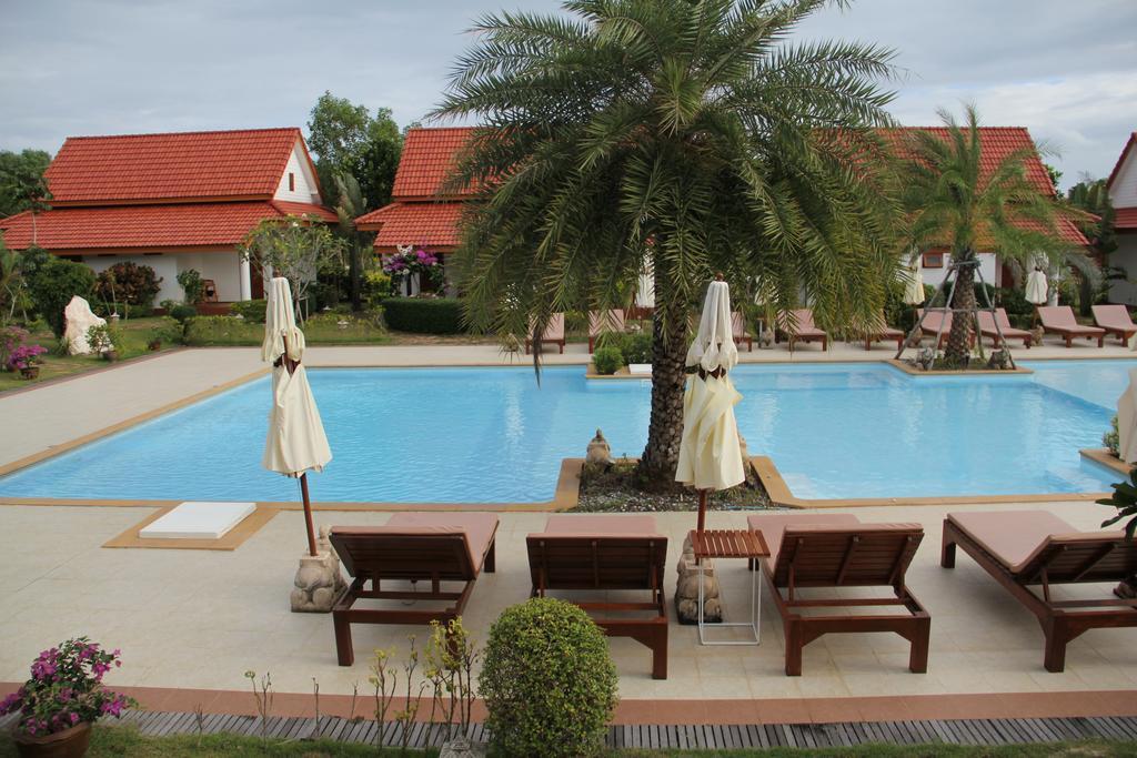 Armonia Village And Resort