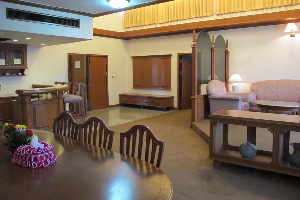 Rimpao Hotel 4*