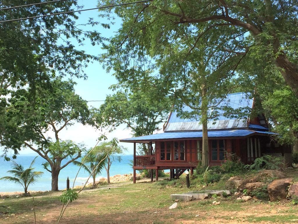 Koh Talu Island Resort 3*
