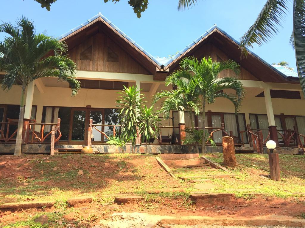 Koh Talu Island Resort Bang Saphan Noi