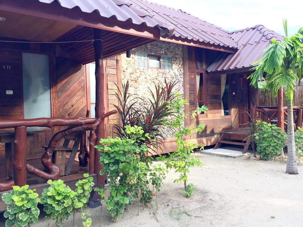 Resort V-view Baan Tai