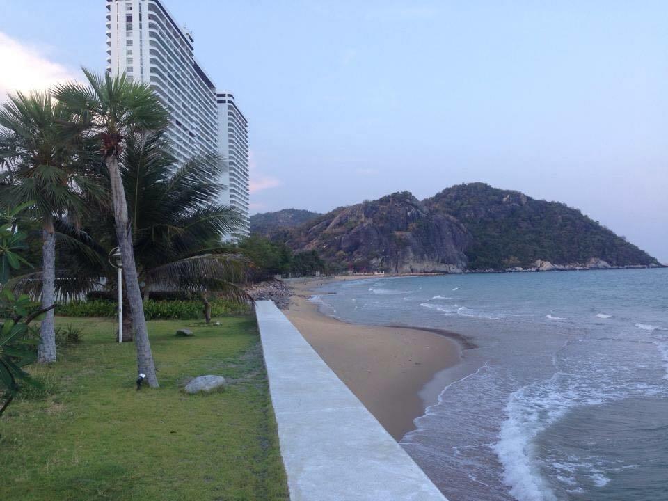 Santorini Hua Hin Khao Tao