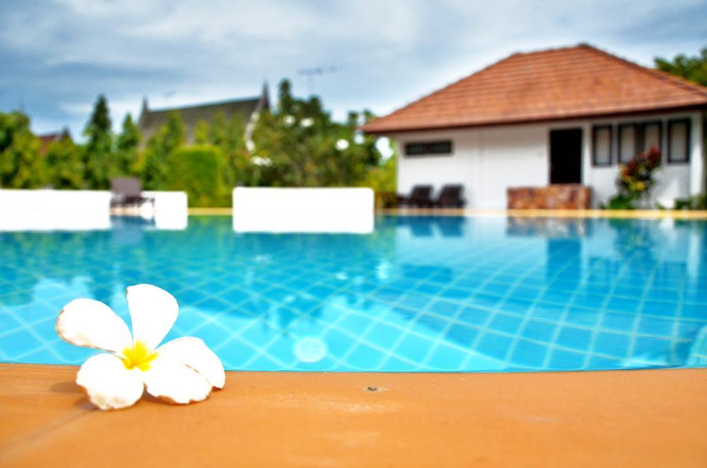 Resort Baan Suan Nuan Ta 4*