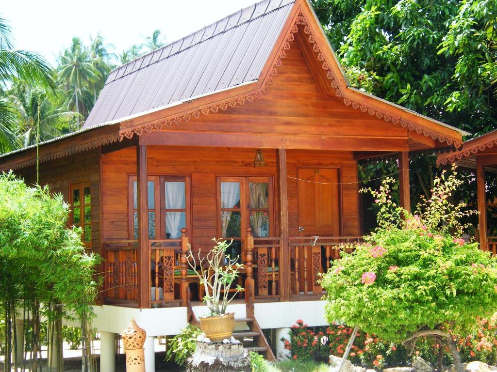 Phangan Rainbow Resort