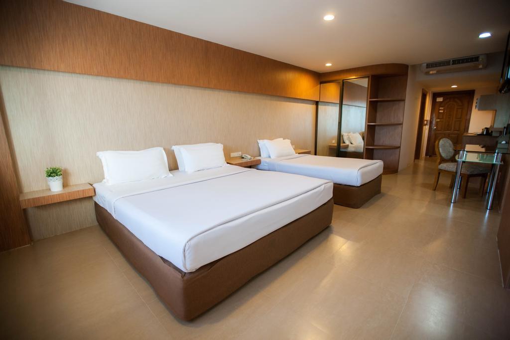 Hotel Golden 4*