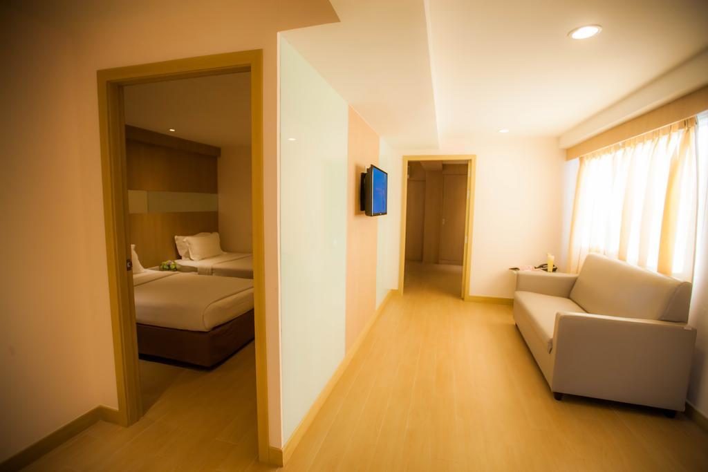 Golden Hotel 4*