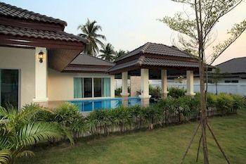 Unique Paradise Resort