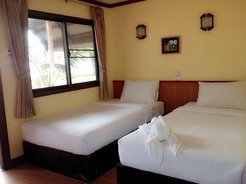 Hotel J2b 2*