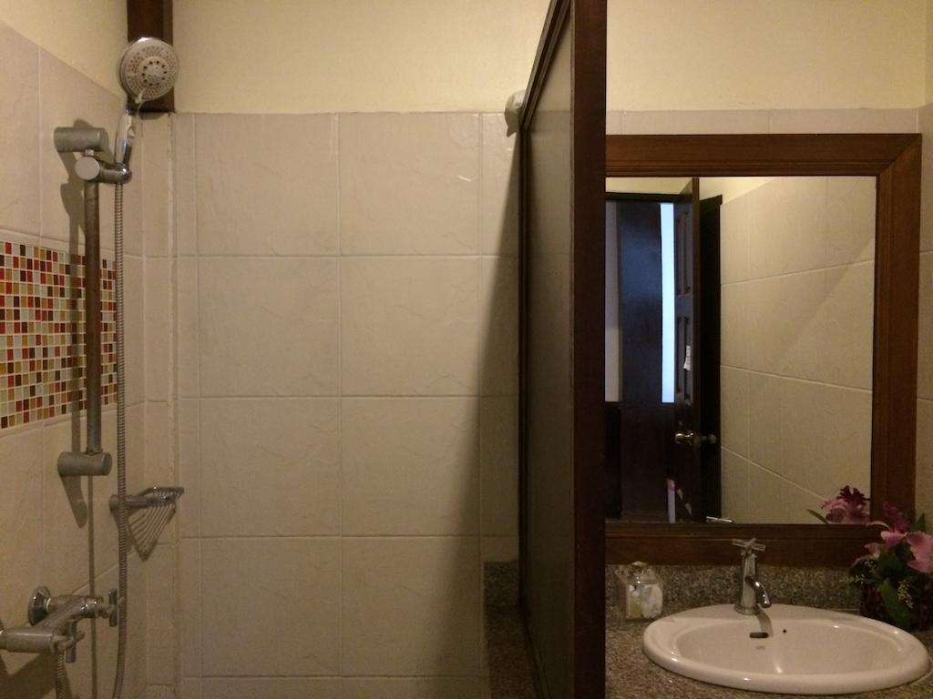 Hotel The Four