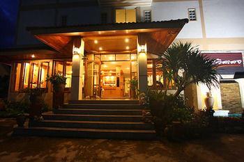 Hotel Village 3*