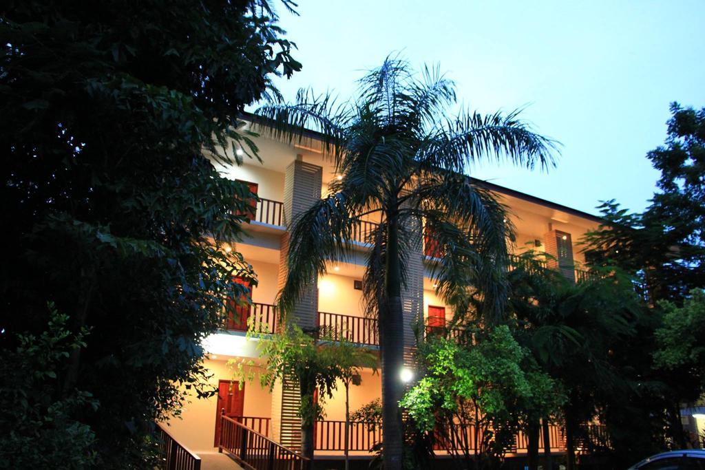 Hill Resort Pua