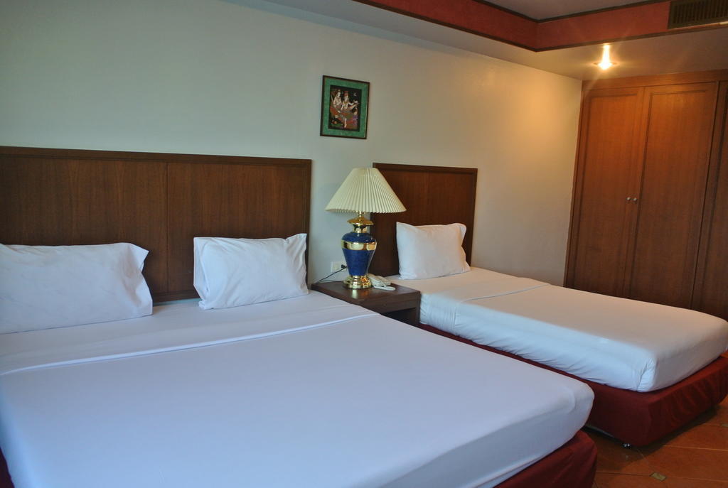 Hotel Hejia Grand 3*