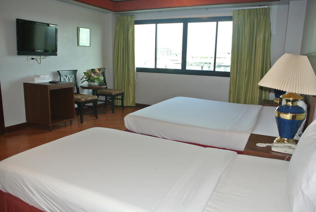 Hejia Grand 3*