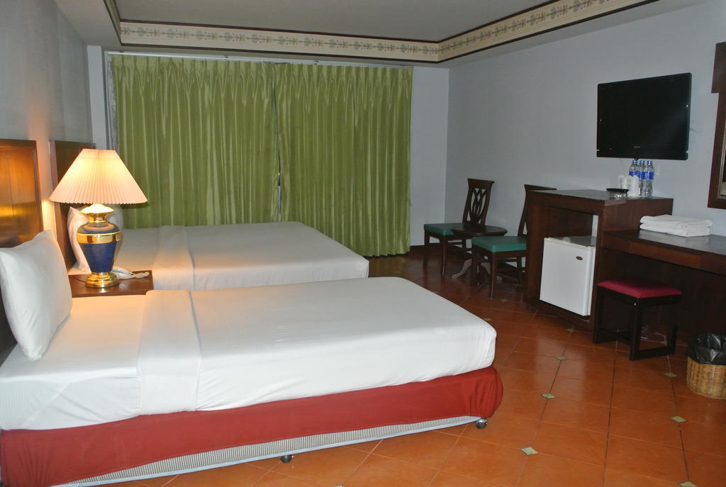 Hotel Hejia Grand 3*