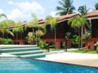 Sangsawan Palace Khaolak Resort 3*