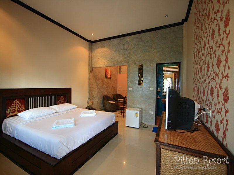 Pilton Resort 3*