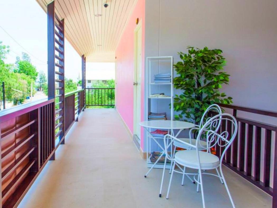 Hotel Nam Talay