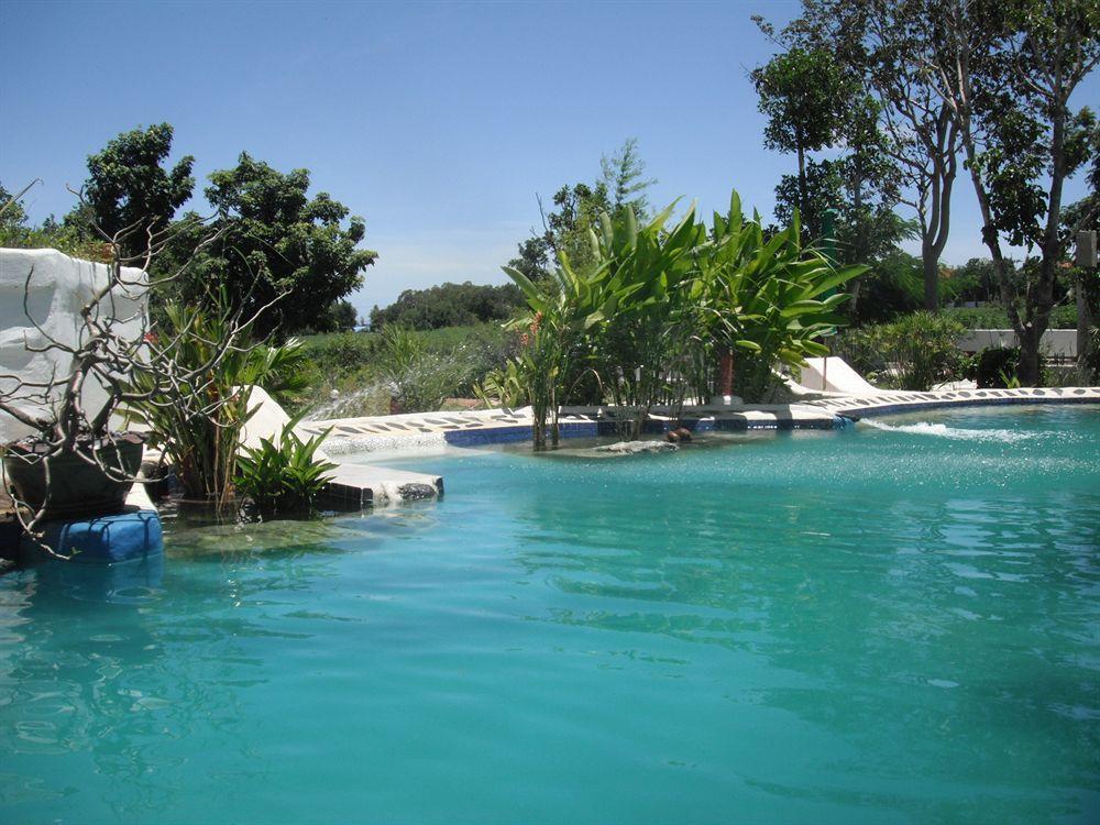 Mirabel Club Resort