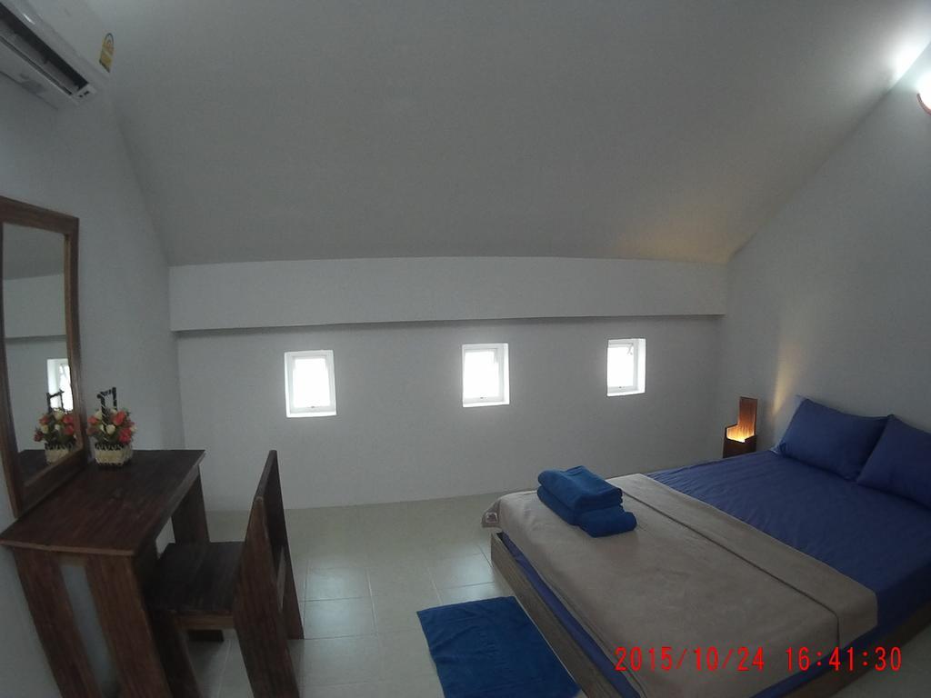 Guest house Rassada Place 2*
