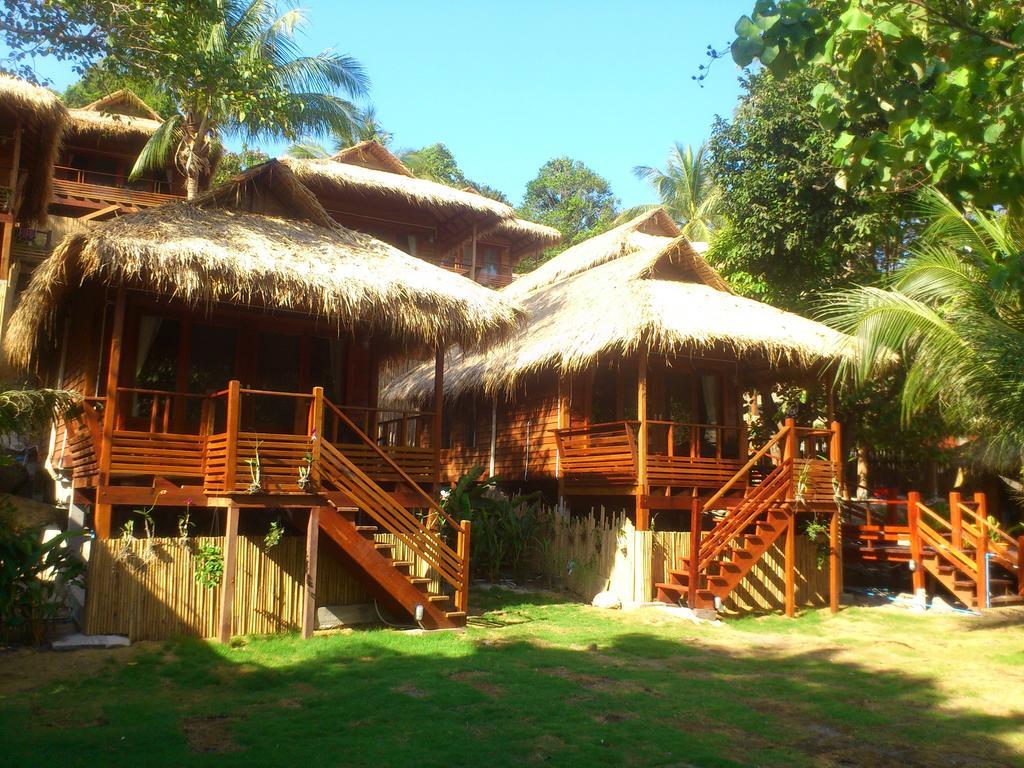 Moons Resort