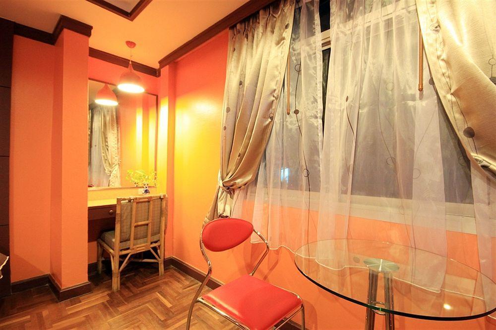 The Palm Delight 2*