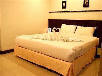 Athome Two @ Nanai 8