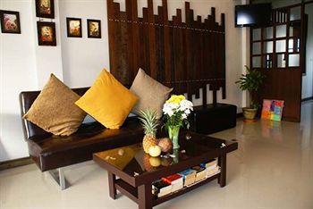Athome Two @ Nanai 8