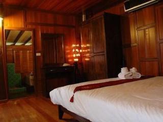 Hotel Naya 3*
