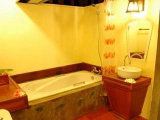 Hotel Naya Puk Tian