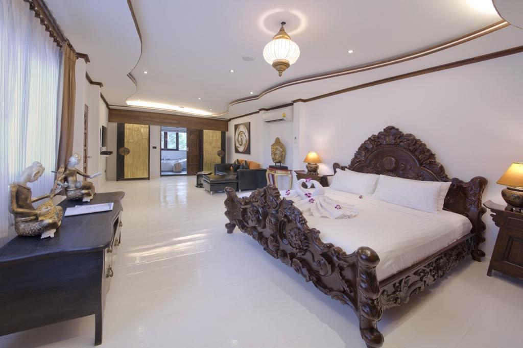 Royal Majestic Grand Thai Villa Choeng Mon
