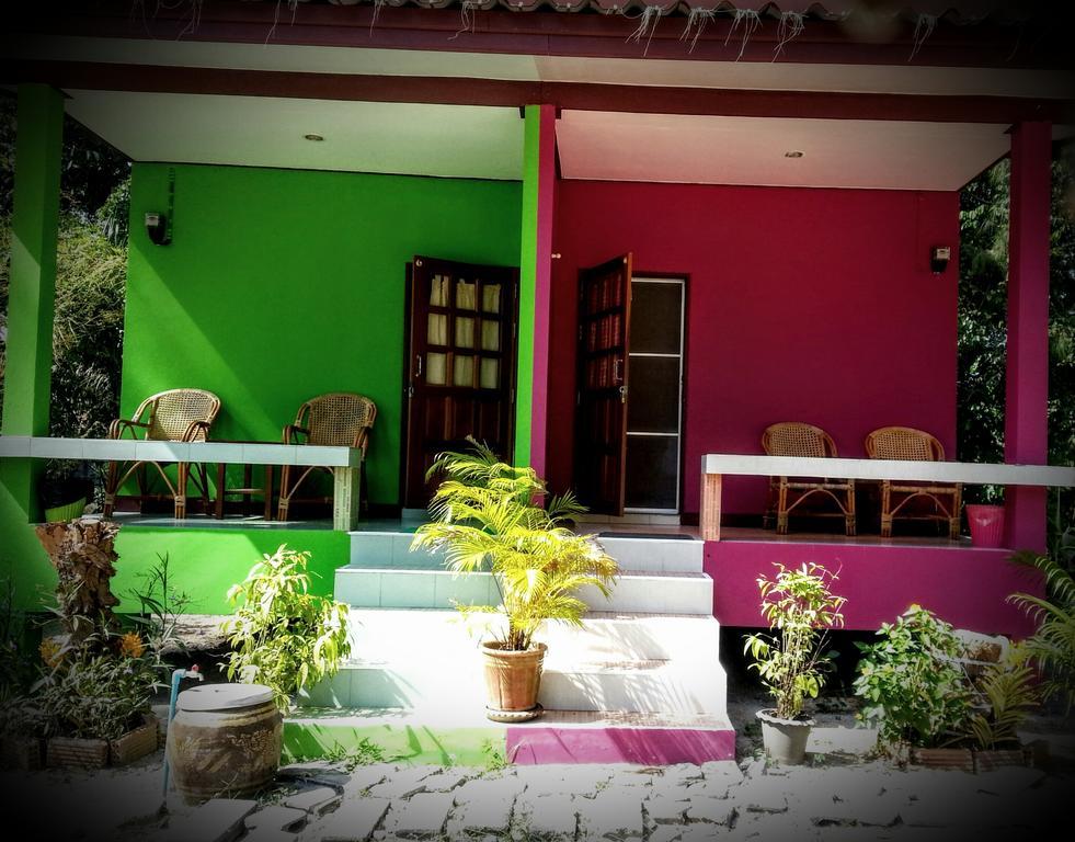 บ้านสนมณีโฮมสเตย์ Bansonmanee Holiday park Khanom