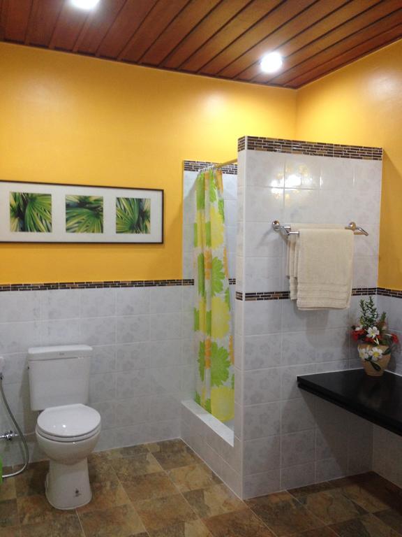Inn Sea Breeze House, Naiplao 2*