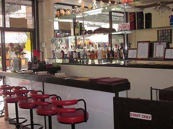 Hotel Oyo 739 Presley Phuket Patong