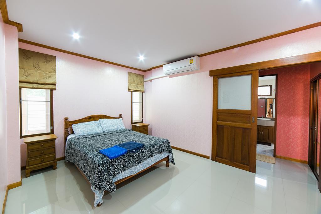 Boonyarat House Villa *