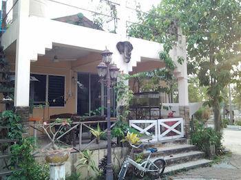 Apartment Penny's Ban Chang (Rayong)