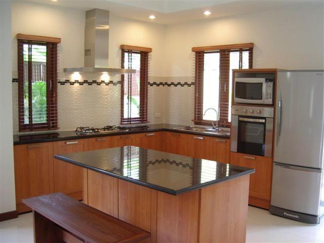 Baan Luxor Villa *