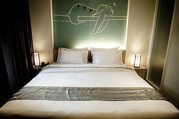 Tiras Hotel Patong