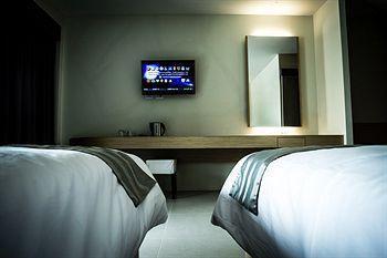Tiras Hotel 2*