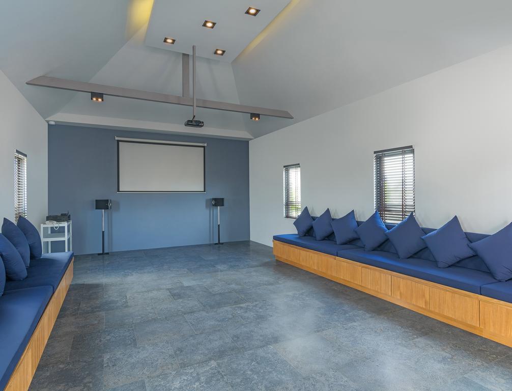 Vann Hua Hin Resort 4*