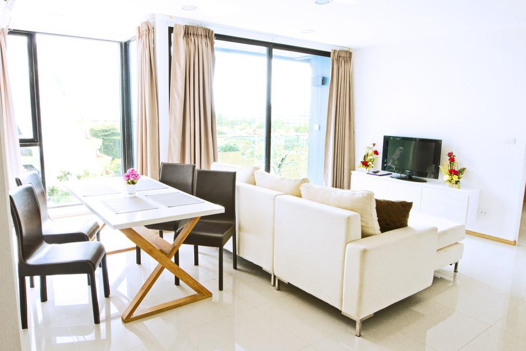 Apartment Acqua Jomtien Beach