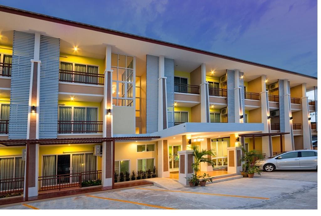 Takanta Place Aparthotel 3*