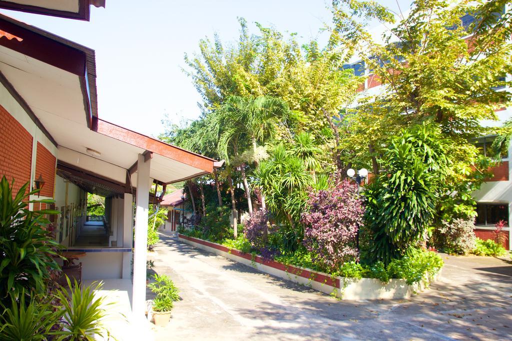Sichang Shine Khao Hotel