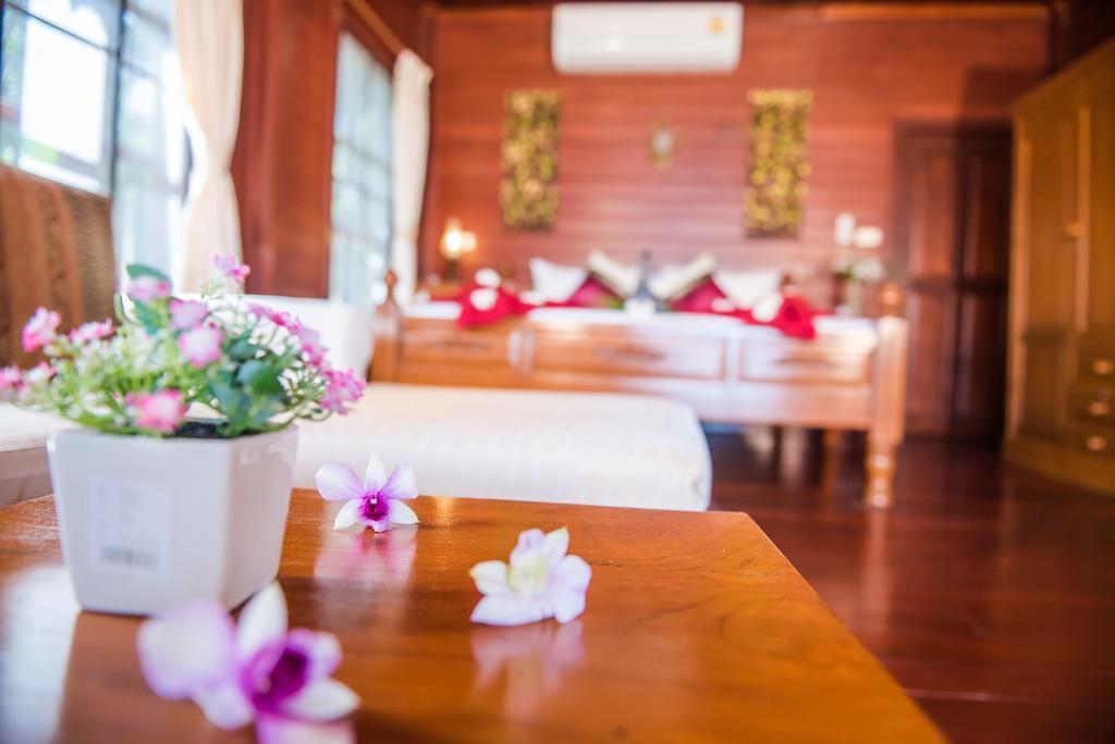 Laem Sila Resort 3*