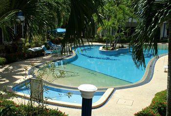 Club Near The By Plh Phuket Apartment *