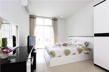 Apartment At Sea