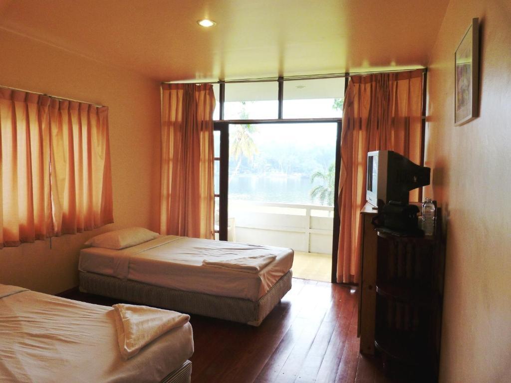 Camelia Hotel 3*