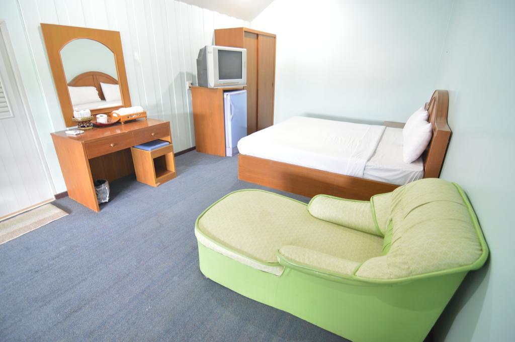 Techno Riverview 4*