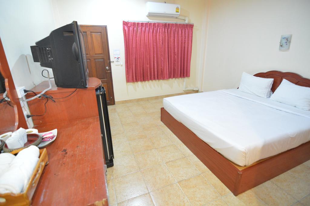 Techno Riverview Resort 4*