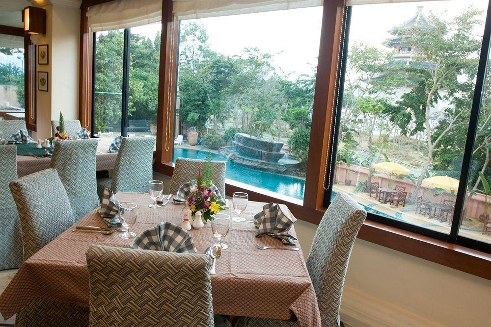 Horseshoe Point Pattaya Resort
