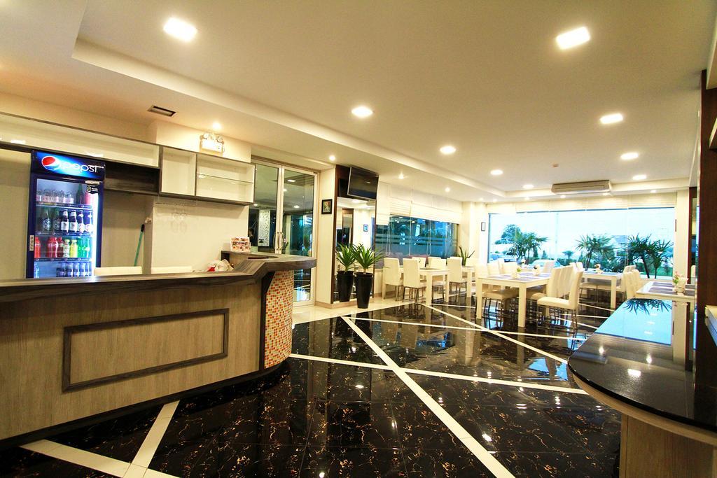 The Contrast I Hotel Pluak Daeng